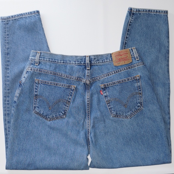 Levi's Denim - *Vintage* LEVI'S 550 Classic Relaxed Fit Mom Jeans